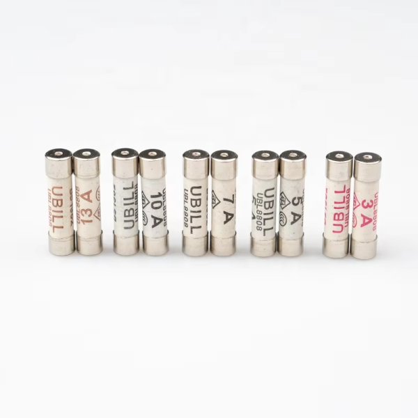 UK power cable fuse sand with copper cap Ceramic fuse 3A 5A 7A 10A 13A 15A 6 * 25mm British Style Fuse Tube