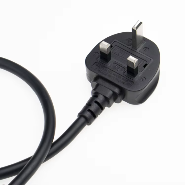 Hot Deal UK Standard Power Long Cable 3 Pin Indoor Outdoor Extension Cord Electrical Cable - 图片 4