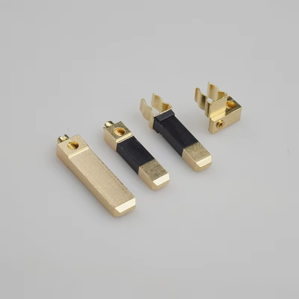 BS 105 Half Wrapped Rubber Insulation Protector Brass Assemble Plug Four Piece Set Pins - 图片 6